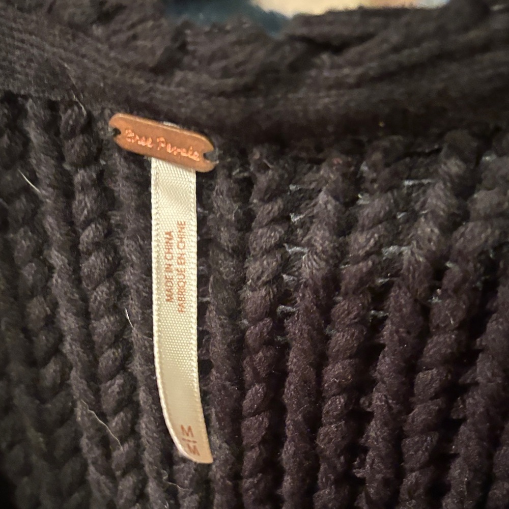 Free People Black Cable Knit Cardigan maxi very heavy M - Picture 2 of 2